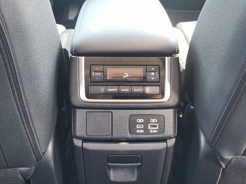 Used 2024 Subaru Ascent Onyx Edition AWD/4WD image 24