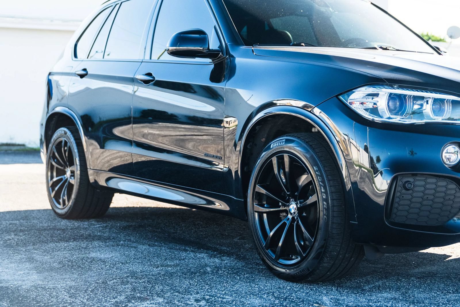 Used 2018 BMW X5 sDrive35i w/ M Sport Package RWD image 3