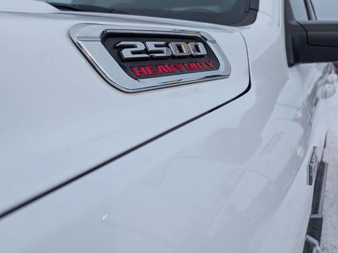 Used 2021 RAM 2500 Big Horn w/ Level 1 Equipment Group image 8