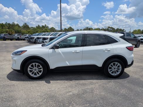 Certified 2022 Ford Escape SE AWD/4WD image 7