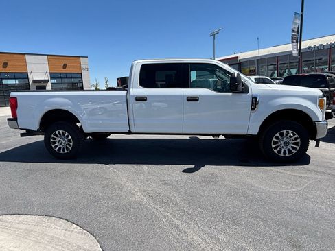 Used 2017 Ford F350 XLT w/ XLT Value Package AWD/4WD image 5