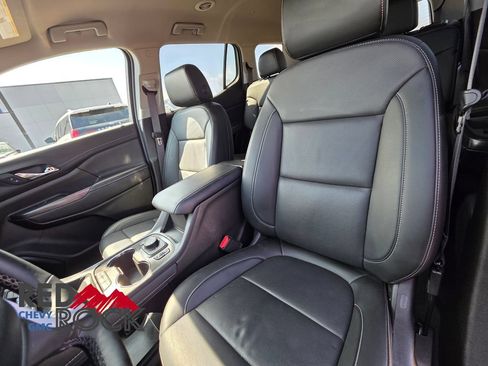 Used 2023 GMC Acadia SLT w/ Technology Package AWD/4WD image 26