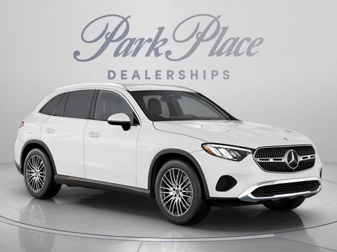 Certified 2026 Mercedes-Benz GLC 300 image 32