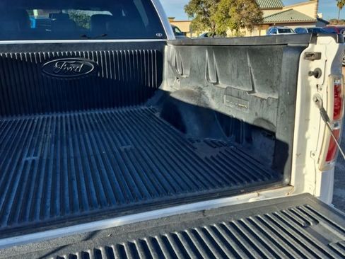 Used 2014 Ford F150 XLT w/ XLT Chrome Package image 53