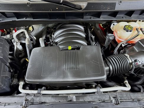 Used 2019 Chevrolet Silverado 1500 LT w/ All-Star Edition image 39