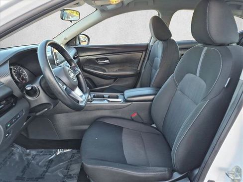 Used 2025 Nissan Sentra SV FWD image 15