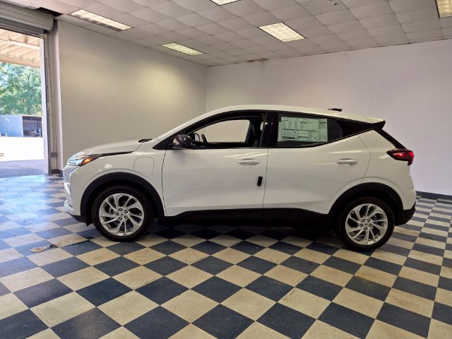 New 2027 Chevrolet Bolt LT w/ Comfort Package FWD image 4