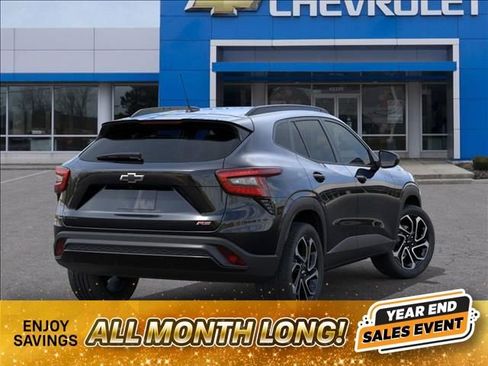 New 2026 Chevrolet Trax RS w/ Sunroof Package image 4