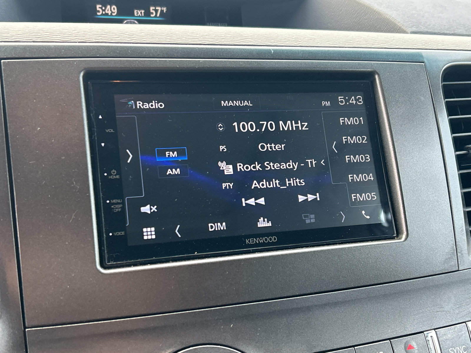 Used 2011 Toyota Sienna SE w/ Preferred Pkg FWD image 21
