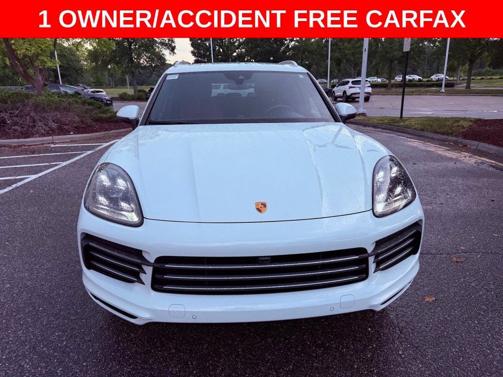 Used 2021 Porsche Cayenne AWD/4WD image 2