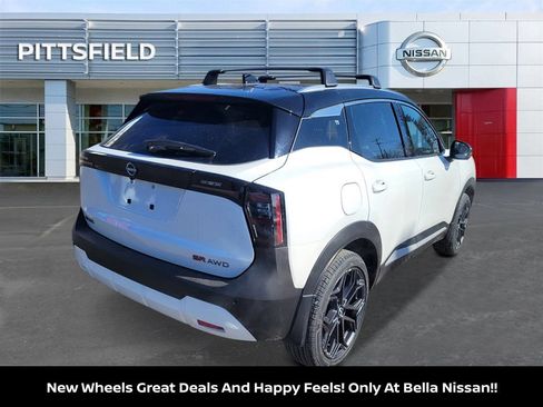 New 2026 Nissan Kicks SR w/ Cold Weather Package AWD/4WD image 3