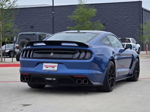 Used 2019 Ford Mustang Shelby GT350 w/ Technology Package RWD image 5