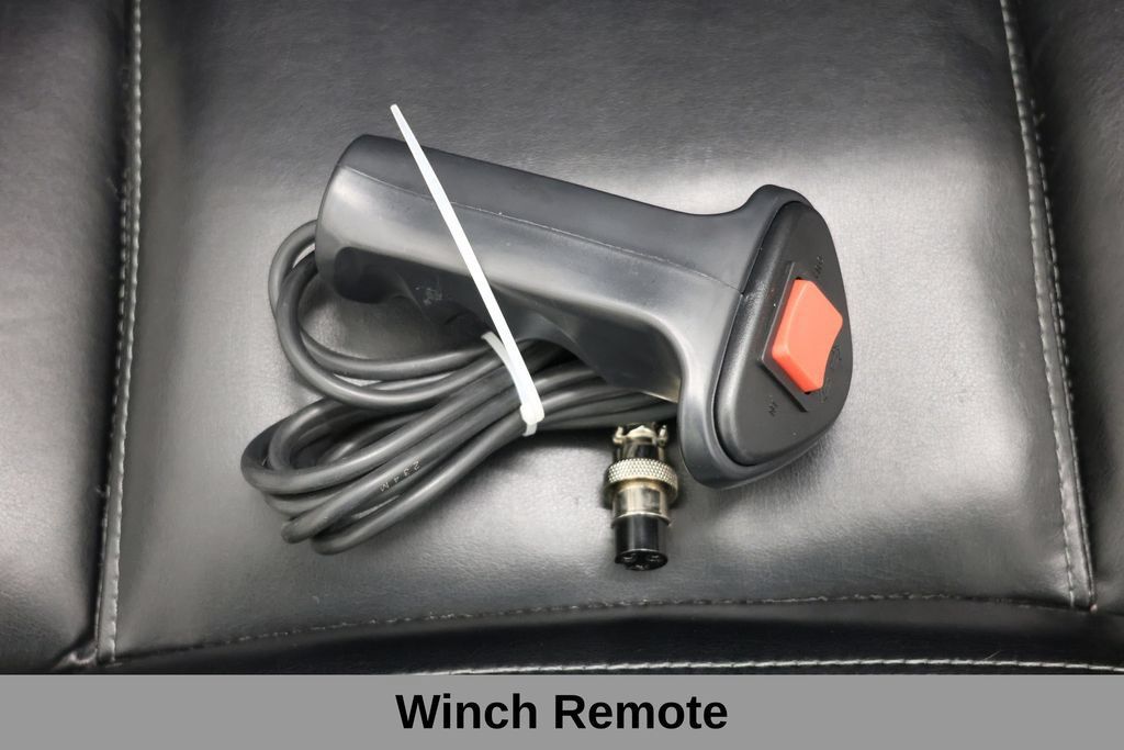 Used 2025 Jeep Wrangler Unlimited Sport AWD/4WD image 58