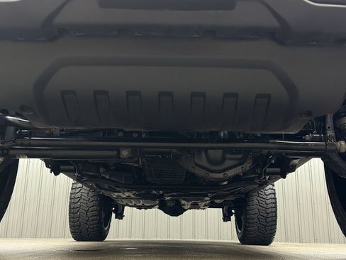 Used 2024 Jeep Wrangler Unlimited AWD/4WD image 18