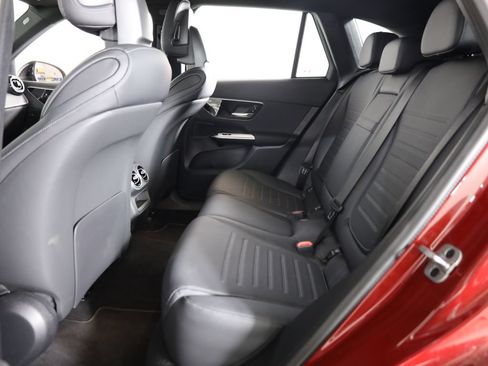 Used 2026 Mercedes-Benz GLC 300 4MATIC image 48