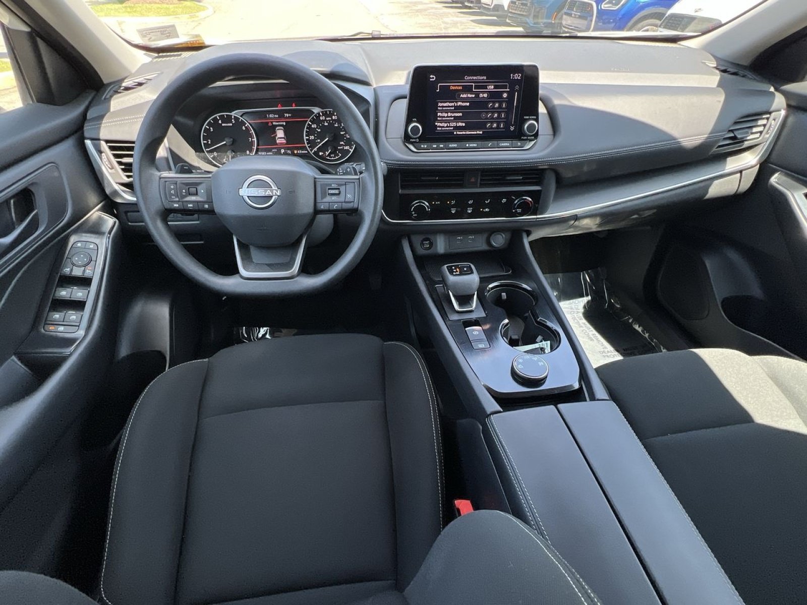 Used 2025 Nissan Rogue S AWD/4WD image 20