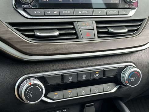 Used 2023 Nissan Altima 2.5 SV image 18