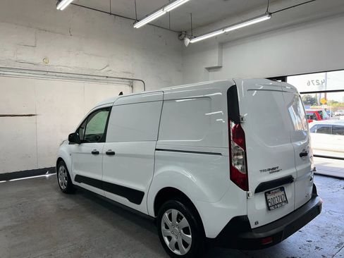 Used 2019 Ford Transit Connect XLT image 6