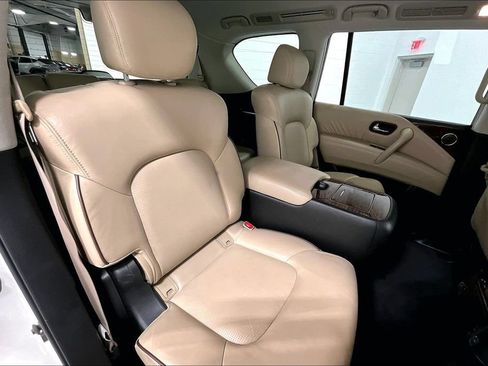 Used 2019 Nissan Armada Platinum w/ Captain's Chairs Package RWD image 33