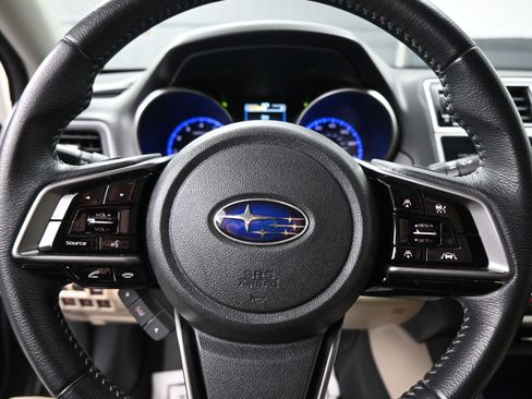 Used 2019 Subaru Outback 2.5i Limited image 11