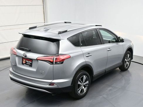 Used 2016 Toyota RAV4 XLE AWD/4WD image 33