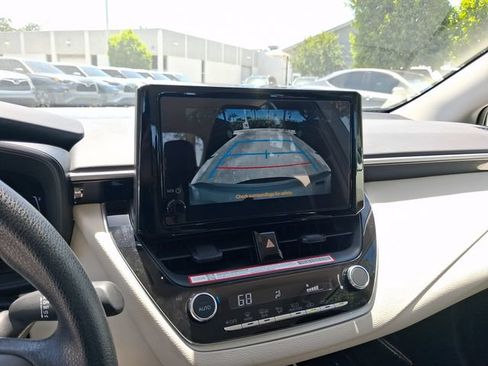 Used 2026 Toyota Corolla LE FWD image 21
