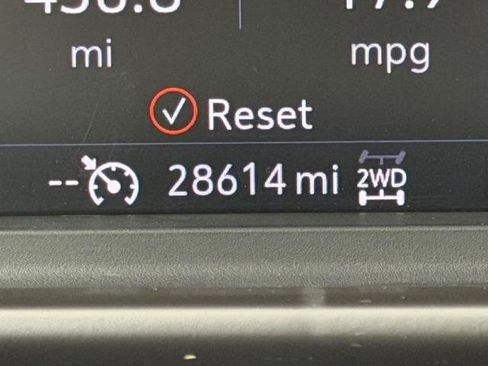 Used 2021 Chevrolet Silverado 1500 RST AWD/4WD image 19