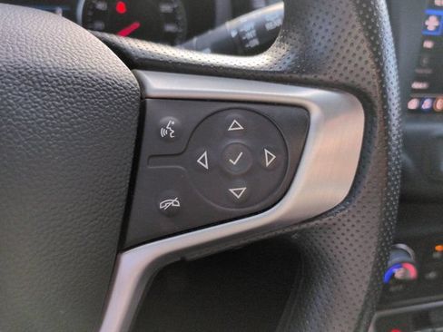 Used 2024 GMC Terrain SLE w/ Driver Convenience Package FWD image 24