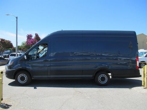 Used 2020 Ford Transit 250 Cargo Van image 4