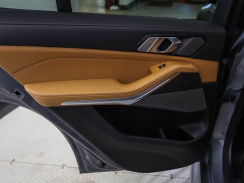 New 2026 BMW X5 xDrive50e w/ M Sport Package image 19