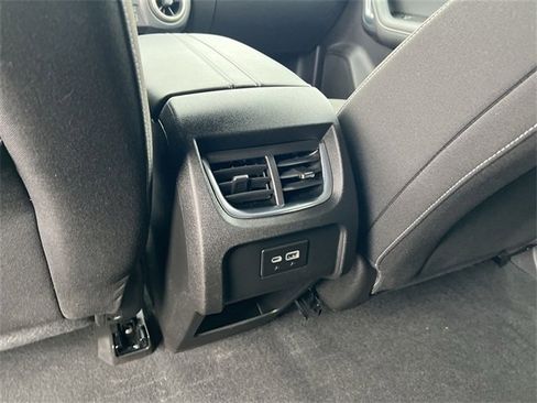 Certified 2024 Chevrolet Blazer LT w/ Convenience Package image 20