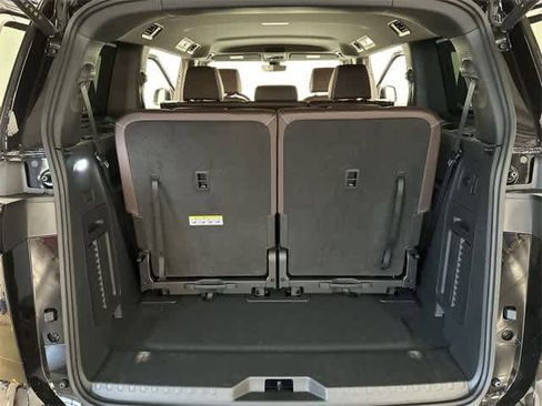 New 2025 Volkswagen ID. Buzz Pro S image 24