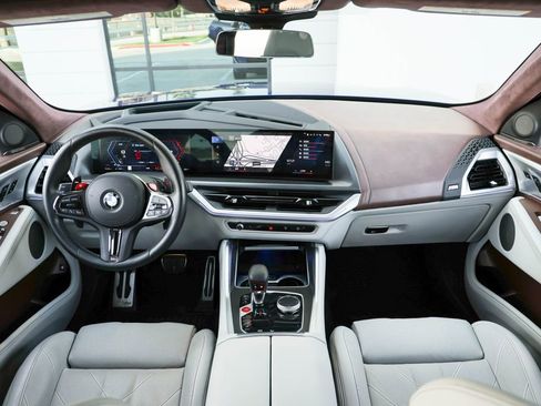 Used 2023 BMW XM AWD/4WD image 34