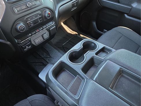 Used 2022 Chevrolet Silverado 2500 Custom w/ Custom Value Package image 25