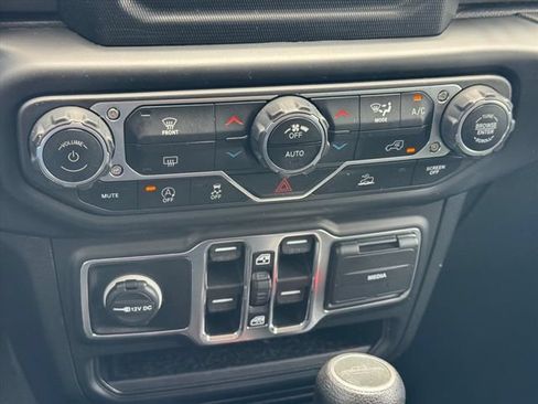 Used 2021 Jeep Gladiator Sport AWD/4WD image 20