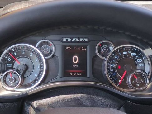 Used 2019 RAM 1500 Big Horn RWD image 24