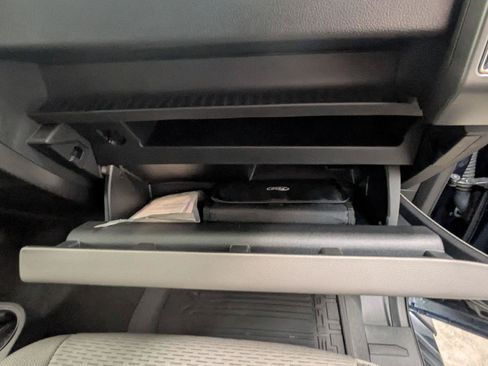 Used 2019 Ford F150 XLT w/ Equipment Group 302A Luxury AWD/4WD image 29