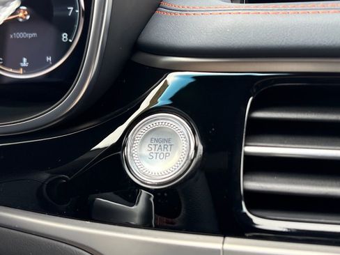New 2026 Genesis G70 3.3T Prestige image 21