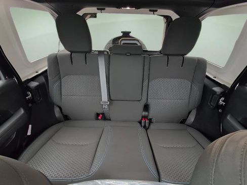 Used 2025 Jeep Wrangler Unlimited Rubicon 4xe w/ Safety Group image 18