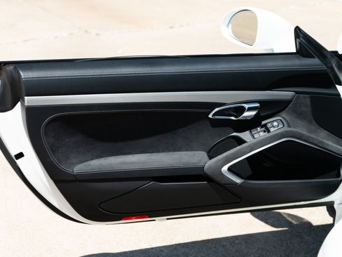 Used 2015 Porsche 911 GT3 RWD image 33