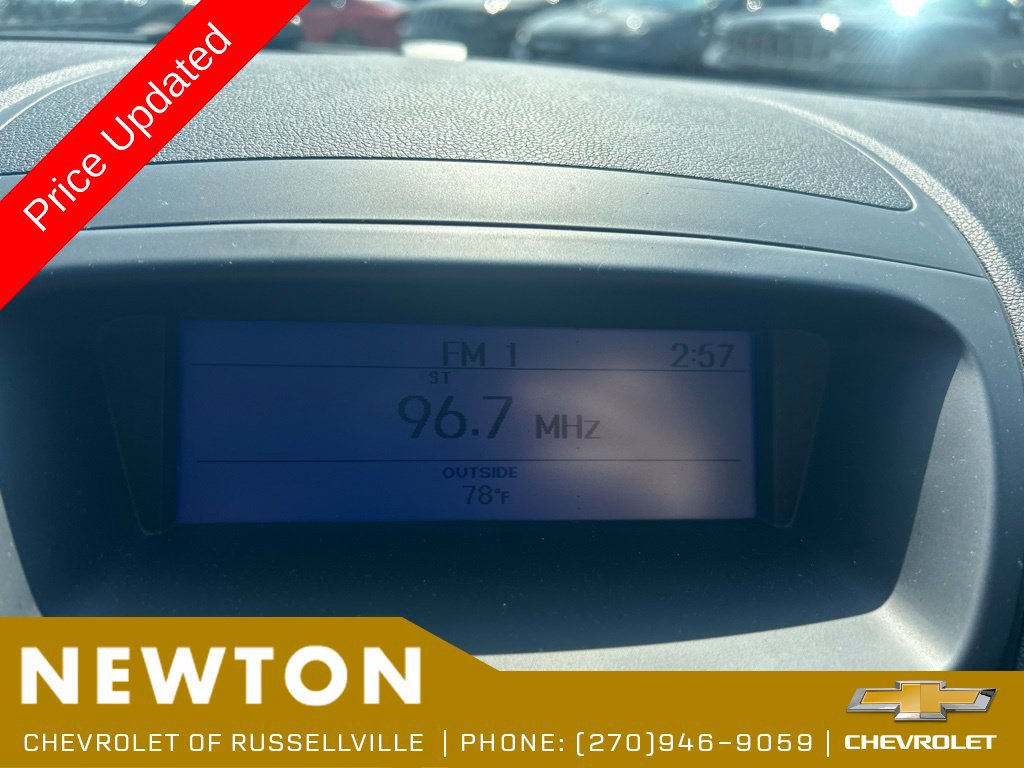 Used 2012 Hyundai Genesis 3.8 RWD image 11