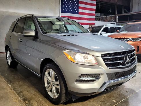 Used 2014 Mercedes-Benz ML 350 2WD w/ Premium 1 Package image 4
