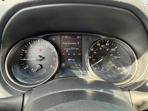 Used 2020 Nissan Rogue SV AWD/4WD image 33