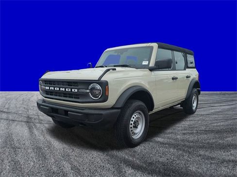 New 2025 Ford Bronco 4-Door image 8