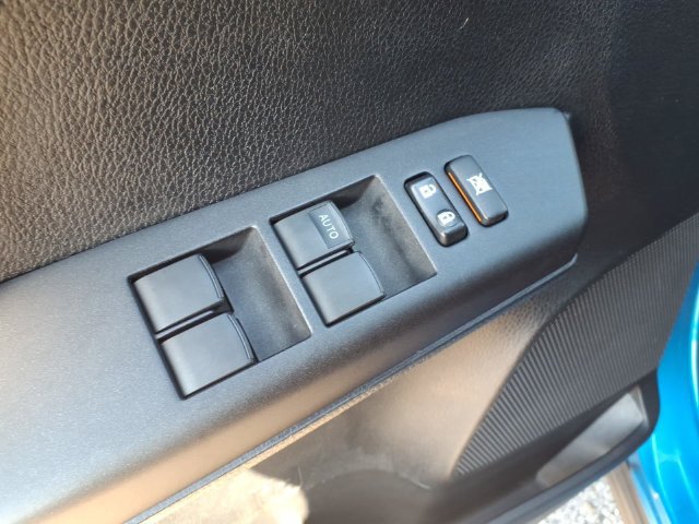 Used 2016 Toyota RAV4 XLE w/ Cargo Management Package AWD/4WD image 18