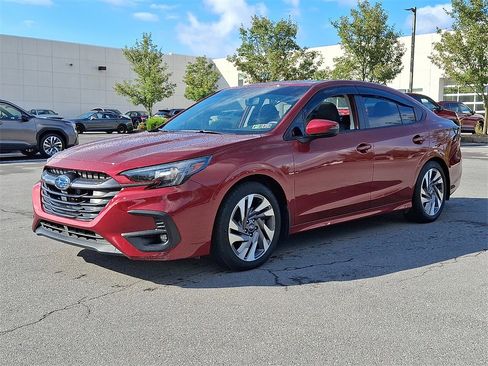 Used 2025 Subaru Legacy Limited image 6