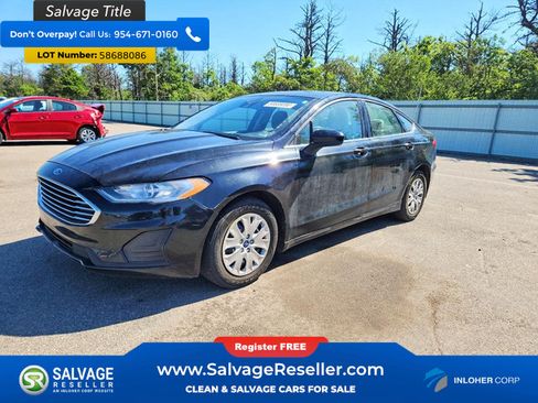 Used 2019 Ford Fusion S FWD image 1