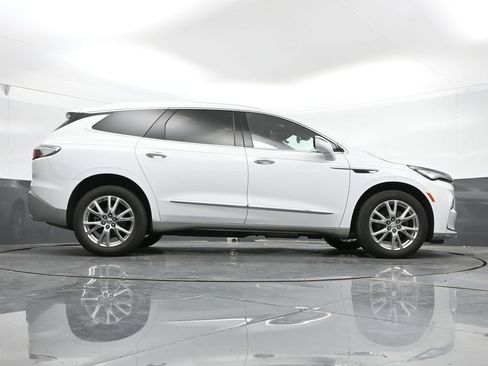 Used 2023 Buick Enclave Essence w/ Experience Buick Package AWD/4WD image 41