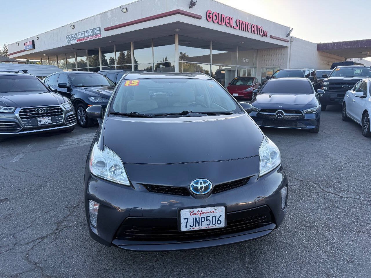 Used 2013 Toyota Prius Two FWD image 3