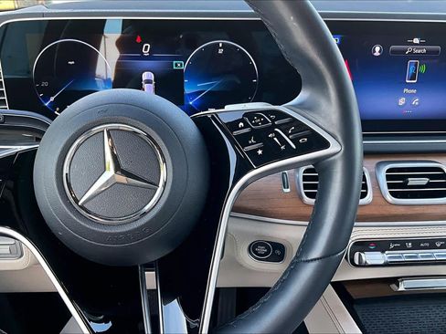 Certified 2025 Mercedes-Benz GLE 350 4MATIC image 25